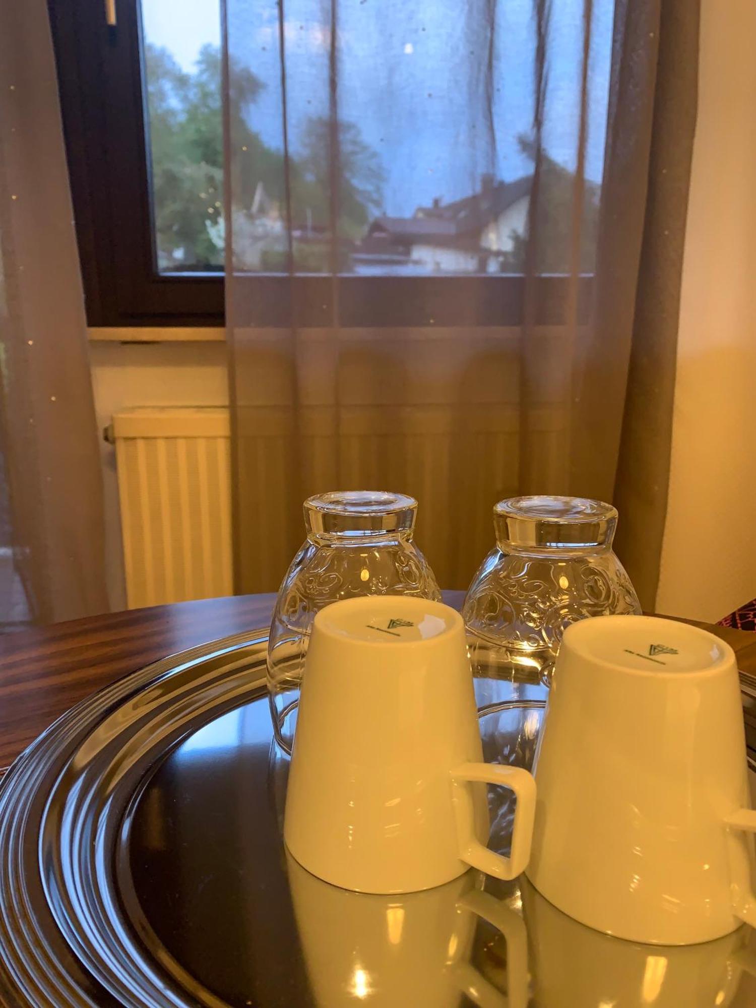 Ferienzimmer - *